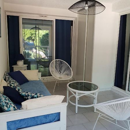 Superbe Appartement Cosy Vue Mer Pieds Dans L'Eau Cavalaire-sur-Mer Exteriör bild