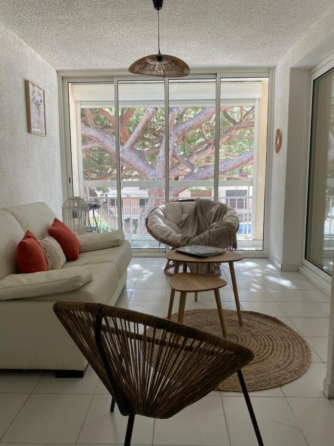 Superbe Appartement Cosy Vue Mer Pieds Dans L'Eau Cavalaire-sur-Mer Exteriör bild