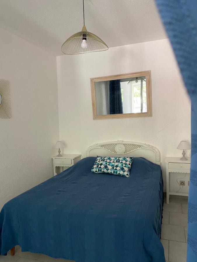 Superbe Appartement Cosy Vue Mer Pieds Dans L'Eau Cavalaire-sur-Mer Exteriör bild